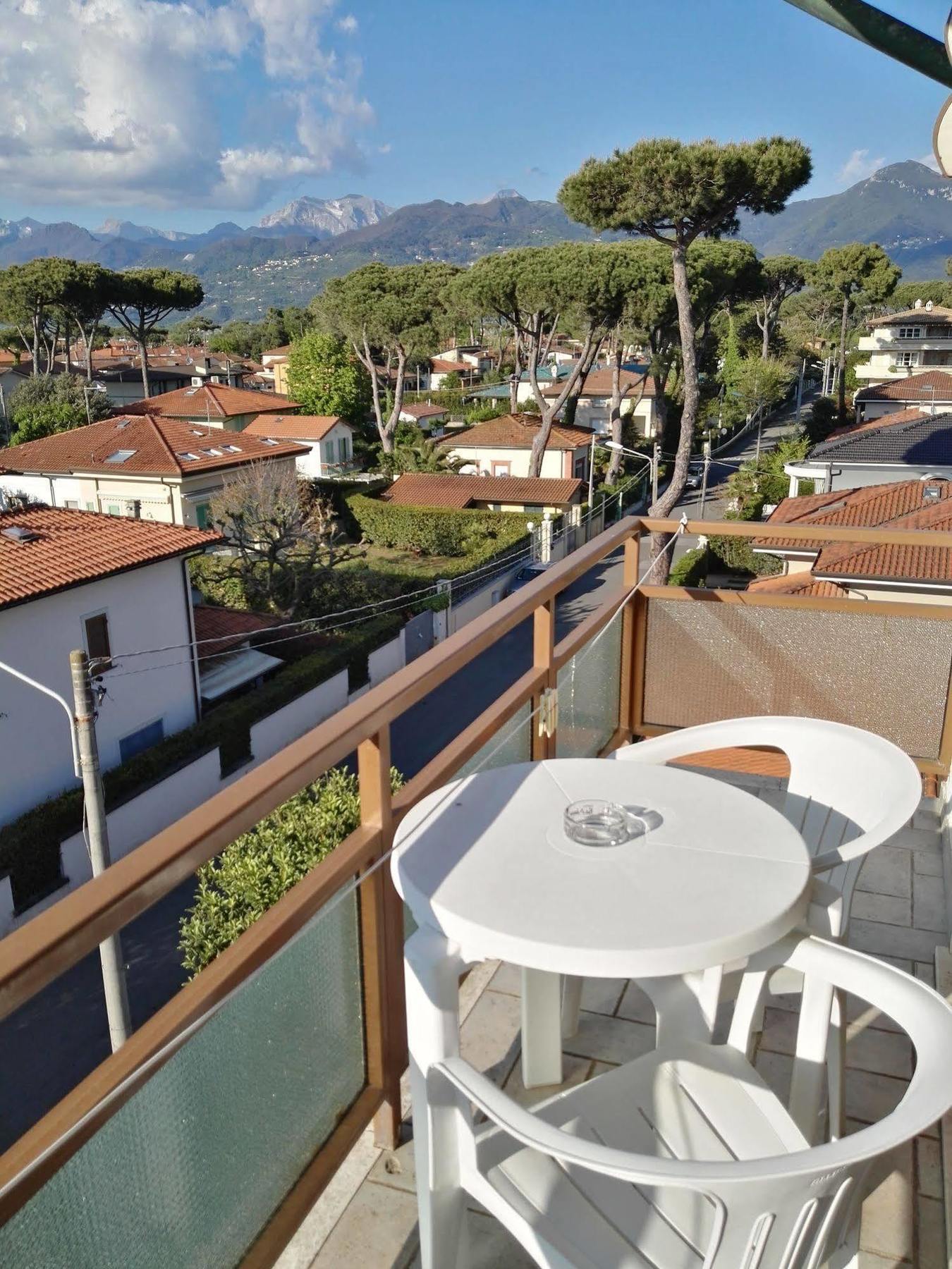 Hotel Elizabeth Marina di Pietrasanta Exterior foto