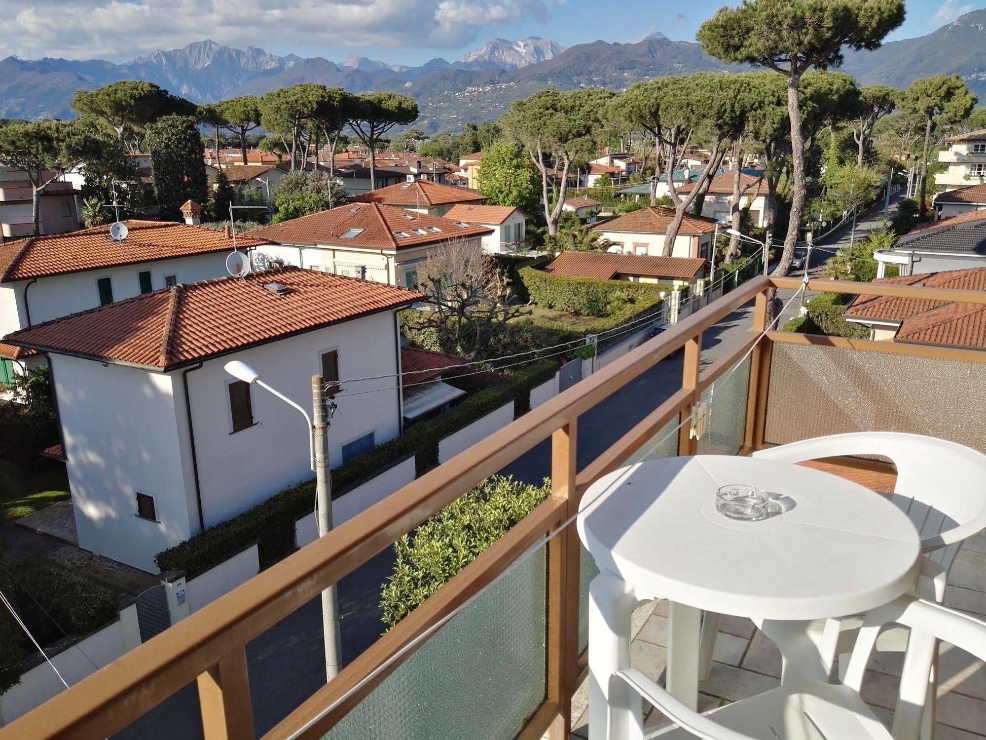 Hotel Elizabeth Marina di Pietrasanta Exterior foto